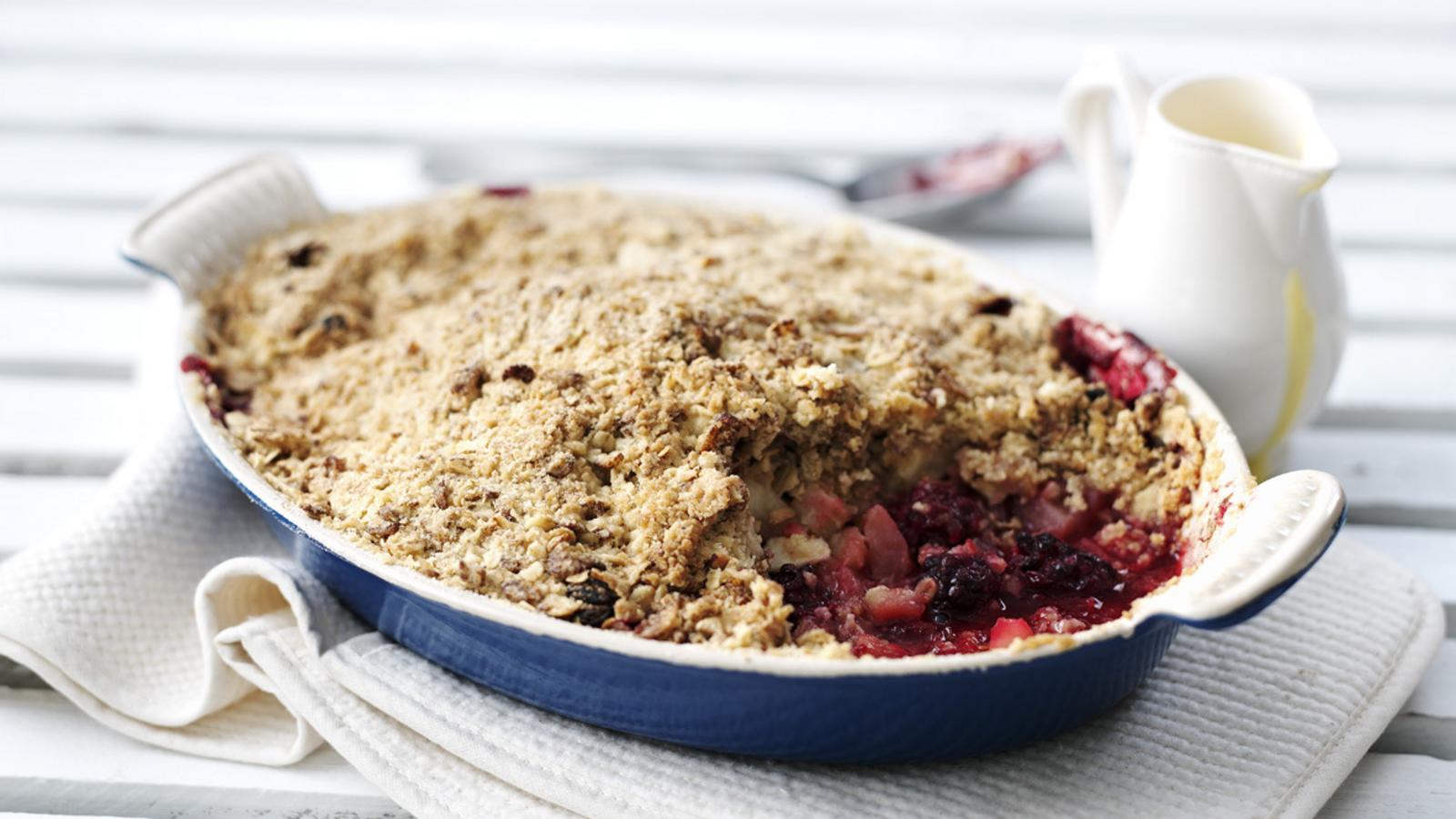 Apple and blackberry crumble