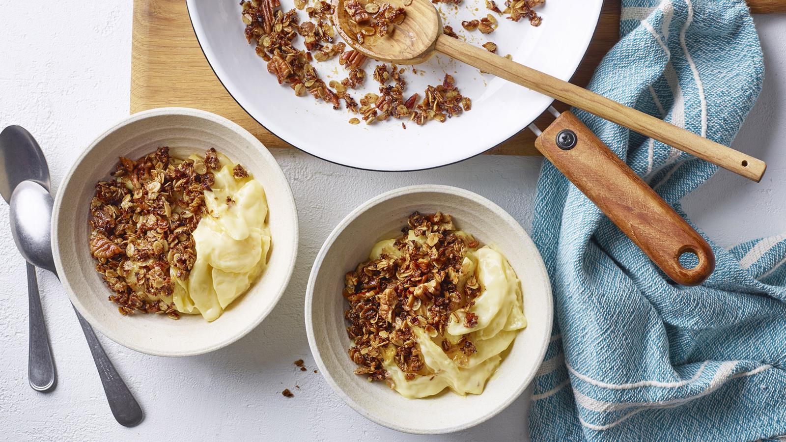 Frying pan apple custard crumble