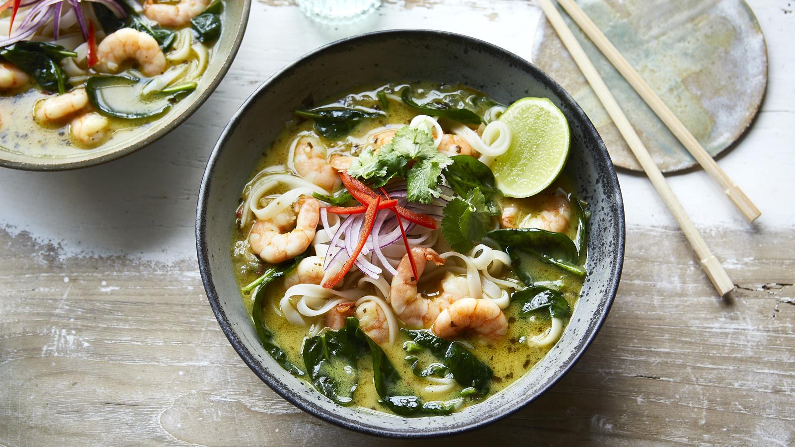 Easy prawn laksa