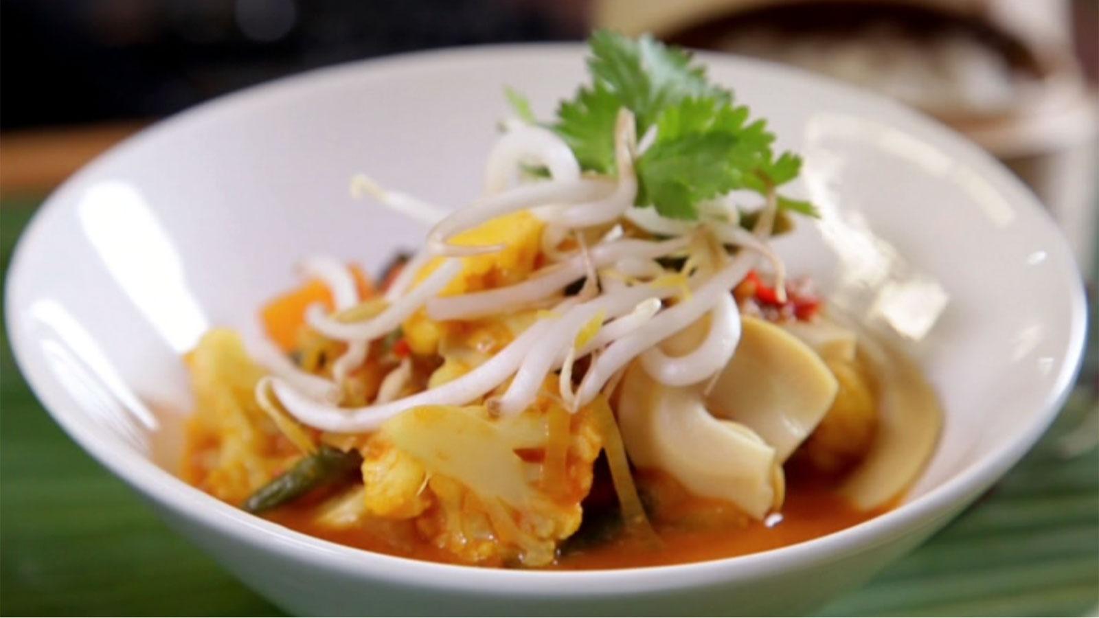 Vegetable Thai red curry