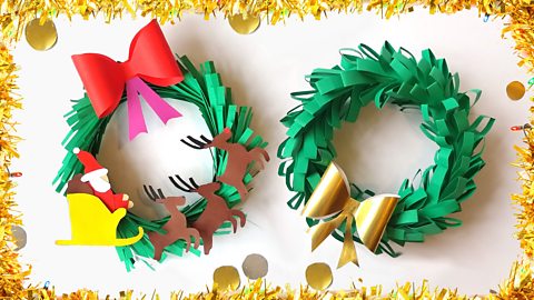 Make a paper Christmas wreath