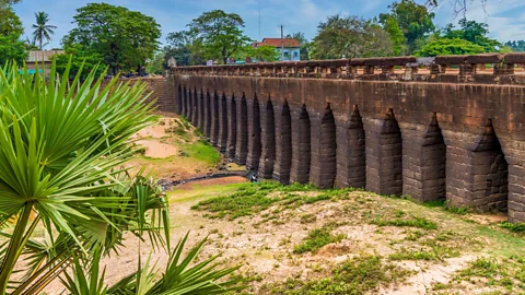 Alamy Kampong Kdei bridge is nearly 900 years old and was commissioned by the Khmer's greatest ruler, Jayavarman VII (Credit: Alamy)