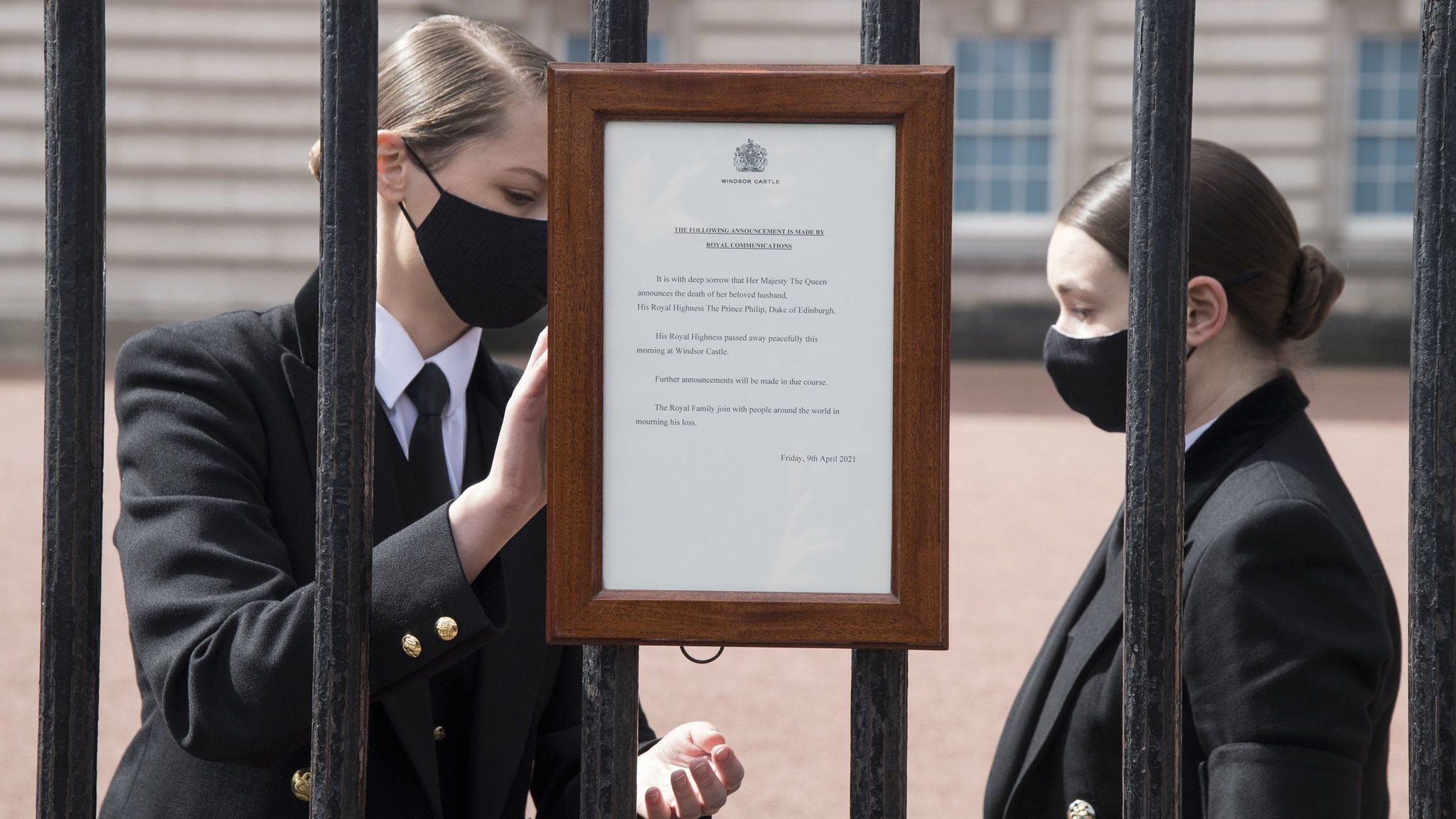 The official notice of the death of the Duke of Edinburgh is placed outside Buckingham Palace on 9 April 2021