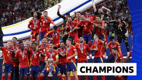 Spain celebrate Euro 2024 win