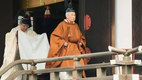 Reuters Japanese emperor Akihito