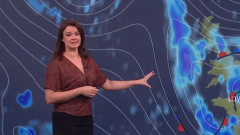 An amber warning for heavy rain for parts of eastern Scotland is issued by the Met Office during Storm Babet.