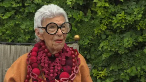 Iris Apfel