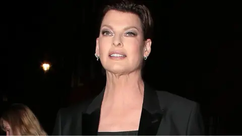 Linda Evangelista seen leaving Vogue World: London 2023 at the Theatre Royal Drury Lane on September 14, 2023