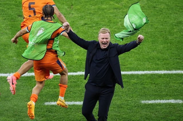 Ronald Koeman celebrates