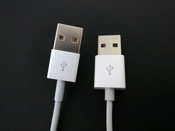 Review: Apple Lightning to USB Cable