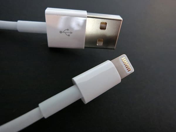 Review: Apple Lightning to USB Cable