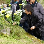 林宅血案43周年紀念　陳菊擁抱林義雄　范巽綠：主謀集團呼之欲出