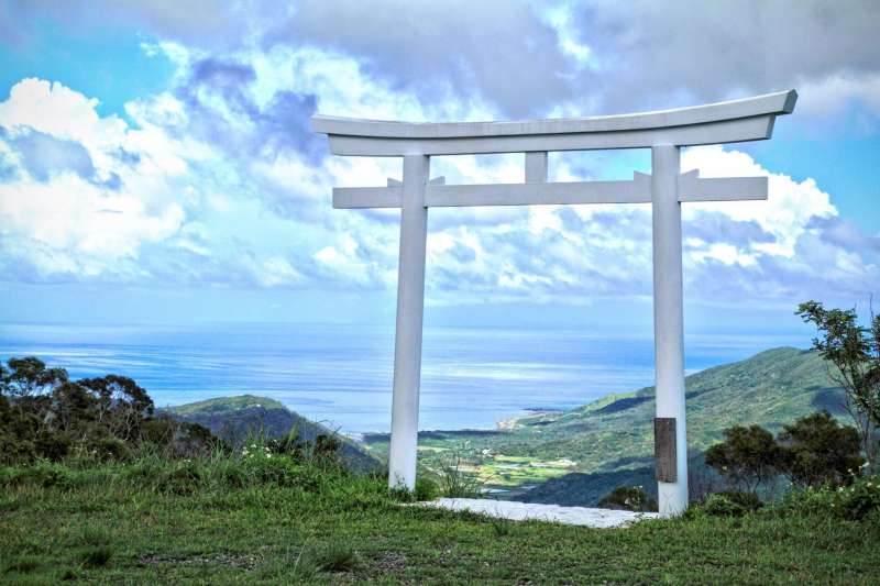 誰說想看鳥居跟神社一定要去日本？台灣也有啊。（圖／台東機車日誌@facebook）