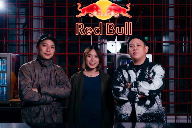 Red Bull Bar Block 無夜城-策展人（由左至右）張勳進（Jeffrey）、廖薏淳（Eva）、恩熙俊（MC Jeng）（圖/Red Bull Bar Block）