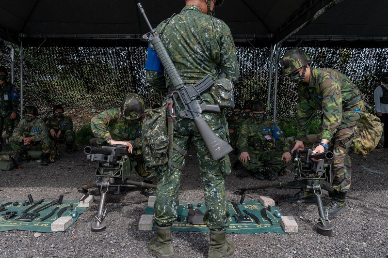 號稱「史上最硬」後備軍人教育召集於5日上路，曾任職業軍人的網紅「工業凱C」揭教召的抽籤內幕。（示意圖／總統府flickr提供）