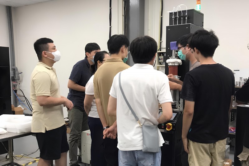 南分署與國立成功大學合作開辦「半導體製程基礎培訓班」，邀請業界專家共同授課最前端的半導體技術。（圖／勞動力發展署雲嘉南分署提供）