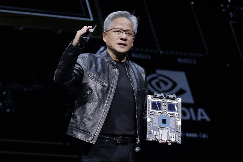 2024年6月2日。Nvidia執行長黃仁勳在台北舉行的 Computex 2024 展會上發表演講。（美聯社）