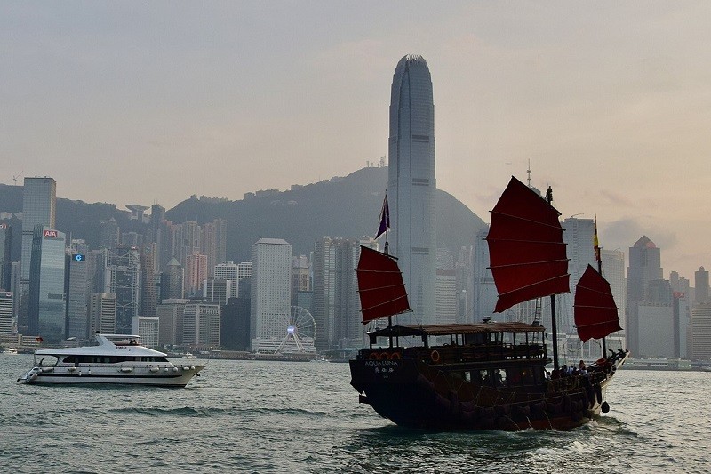 張保仔一直是香港重要的文化圖騰，是「香港故事」的重要一環。圖為以張保仔號命名的帆船（Ank Kumar ∕CC BY-SA 4.0維基百科）