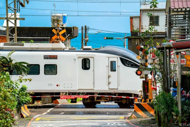 搭火車就可以到達！位在「宜蘭」的大溪車站正是第二個台版灌籃高手平交道。（圖／Instagram@ jack_travel_photo 提供）