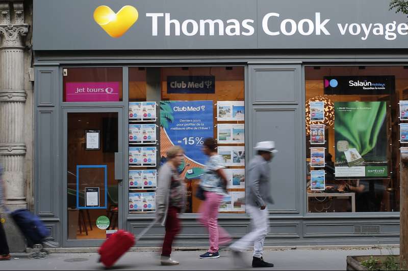 Thomas cook近年不敵廉價航空、互聯網等興起，利潤大受影響（AP）