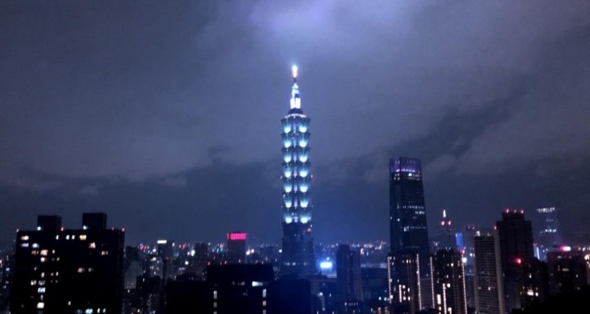 看夜景別只會去陽明山、象山101！全台10大浪漫夜景排行榜出爐，冠軍有吃有喝超愜意