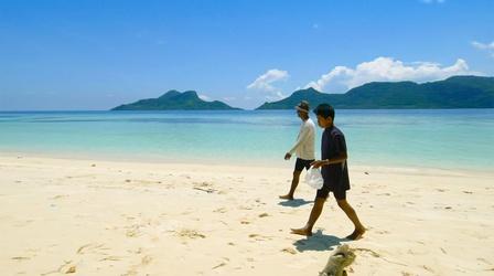 Video thumbnail: Islands of Wonder How Fishermen Recycle the Trash Polluting Borneo’s Shores