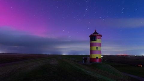 Seltenes Naturschauspiel: Polarlichter tanzen am Himmel über Deutschland