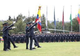 Ceremonia de ascenso policías del nivel ejecutivo.