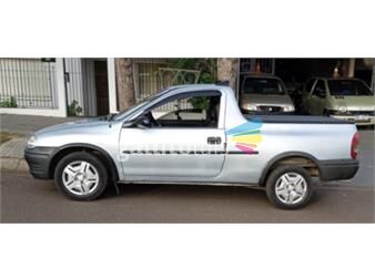 https://www.gallito.com.uy/chevrolet-corsa-gl-16-muy-linda-25710422