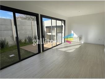 https://www.gallito.com.uy/venta-de-casa-de-2-dormitorios-en-osaka-carrasco-inmuebles-22461824