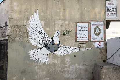 Paloma de la paz de Banksy en la ciudad de Belén