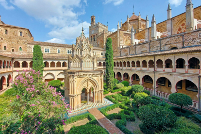 patio-claustro-guadalupe-caceres