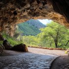 Cueva de Valporquero: descubre el impresionante tesoro subterráneo de León