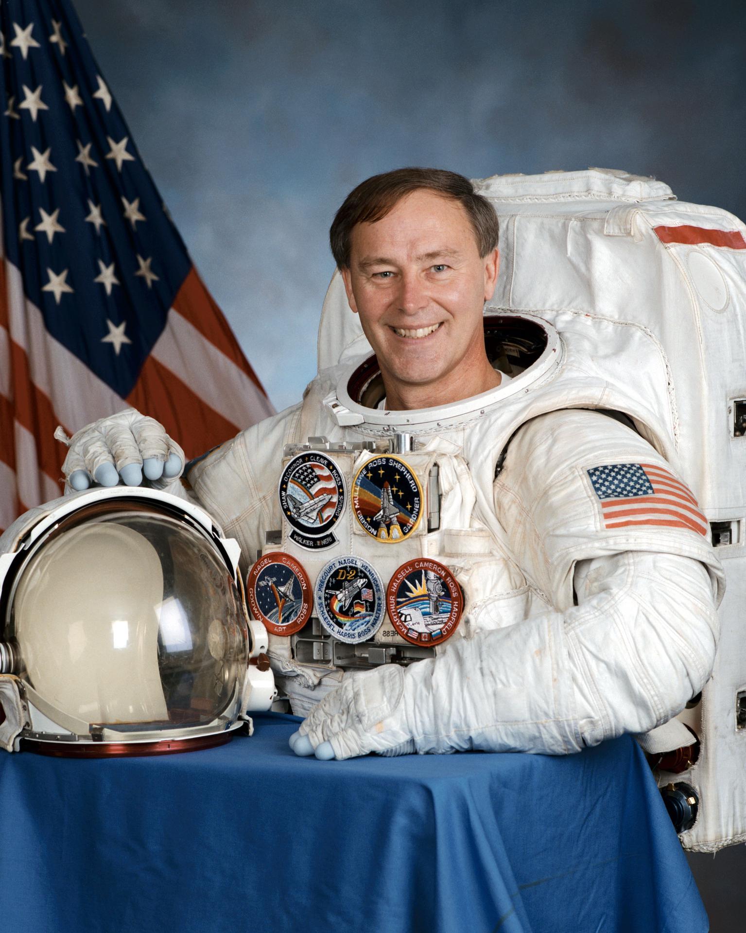 Official astronaut portrait for Jerry Ross