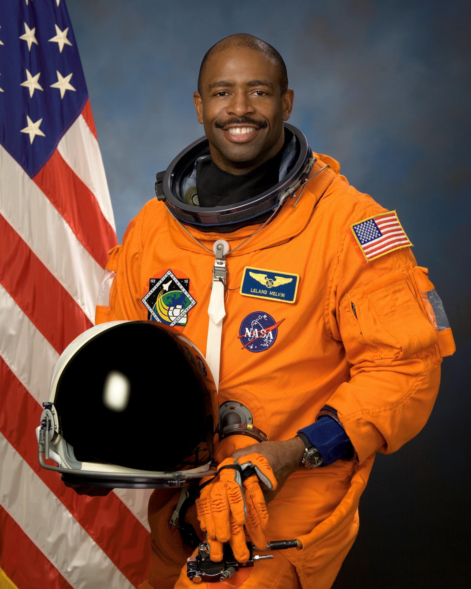 Official astronaut portrait for Leland Melvin