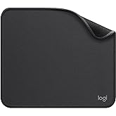 Mouse Pad Logitech Studio Series com Base de Borracha Antiderrapante, Fácil Deslizamento e Superfície Resistente a Derramamen