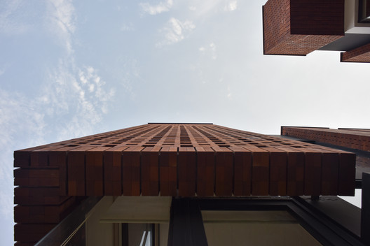 Maziar Brick House / Naghshe Khak Architectural Group - Wood, Windows, Facade