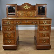 19th Century Victorian Amboyna Pedestal Desk