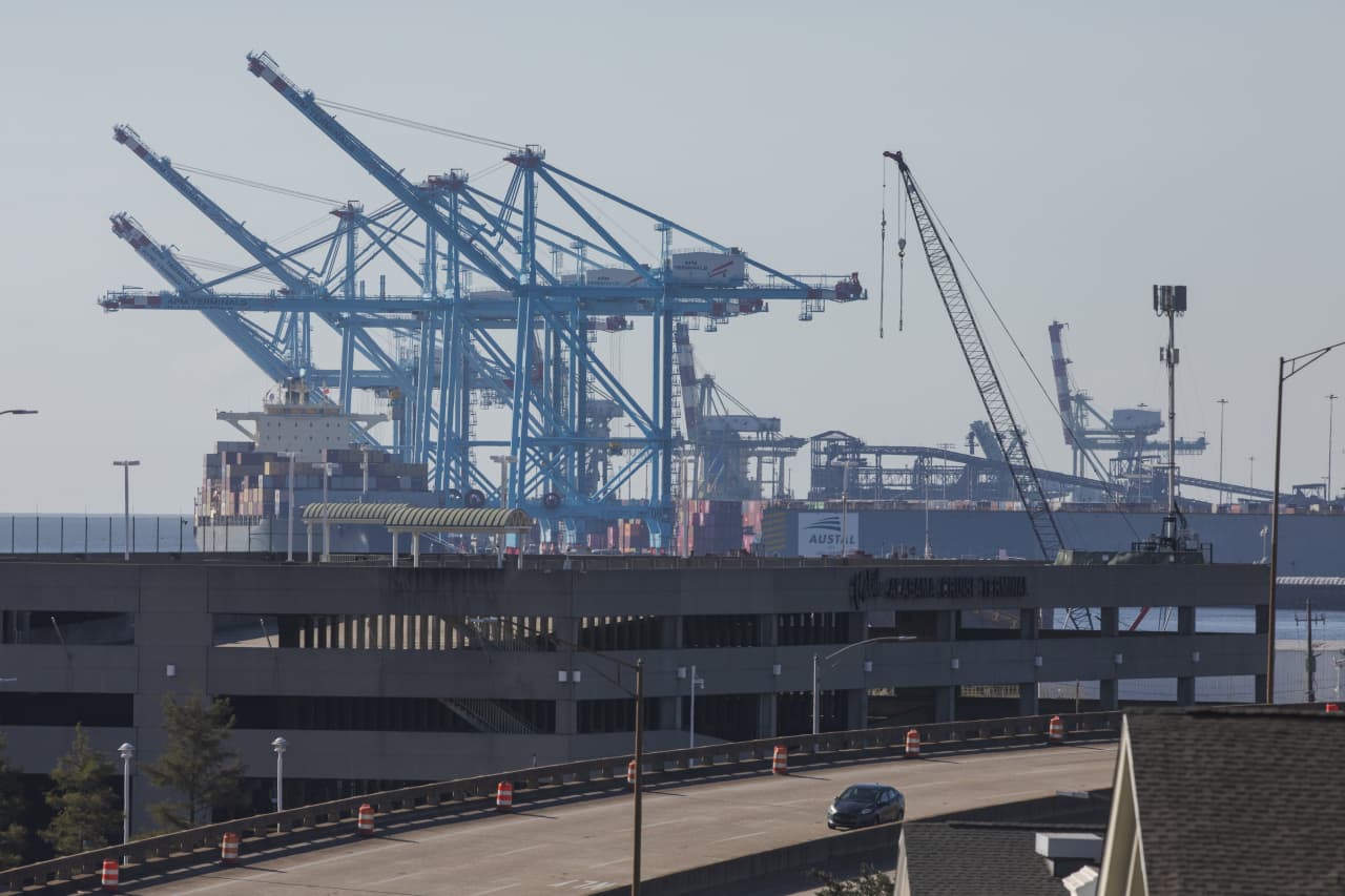 Many Dockworkers Make $150,000 or More. Why They’re Going on Strike.