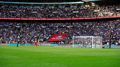 Diogo Jota lors d'une séance de tirs au but avec Liverpool contre Chelsea, à Wembley (Londres) le 14 mai 2022