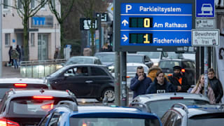 Gutachten kostete 211.000 Euro: Zu teuer – Stadt streicht Mitarbeitern Parkplätze