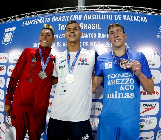 Stephan Steverink conquista a prata no primeiro dia de Troféu Maria Lenk