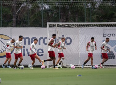 Treino no Ninho_C.T.George Helal_20-10-2023_Foto: Paula Reis / CRF