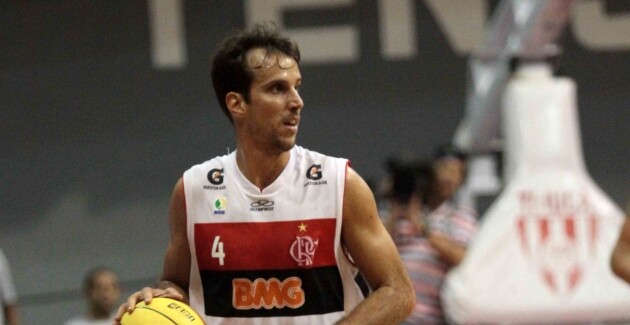 Basquete-Flamengo x Uberlândia-11/05/2012