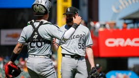 Korey Lee and Lenyn Sosa deliver RBI hits in the 9th as White Sox beat Giants 6-2