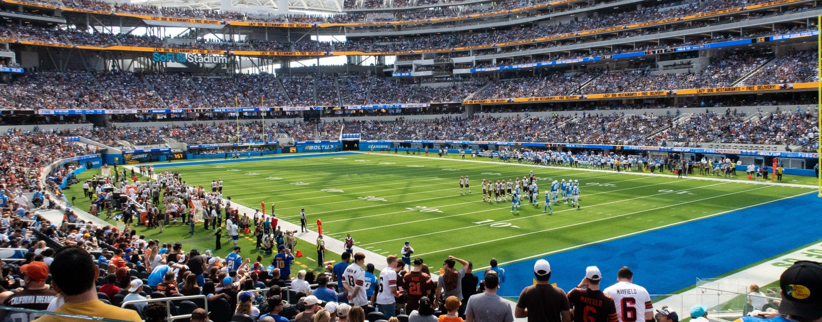 LA Bowl will be playing at SoFi Stadium in Inglewood