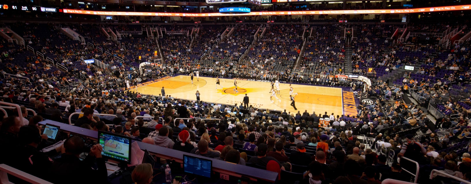 Basketball Hall of Fame Showcase will be playing at Mohegan Sun Arena in Uncasville