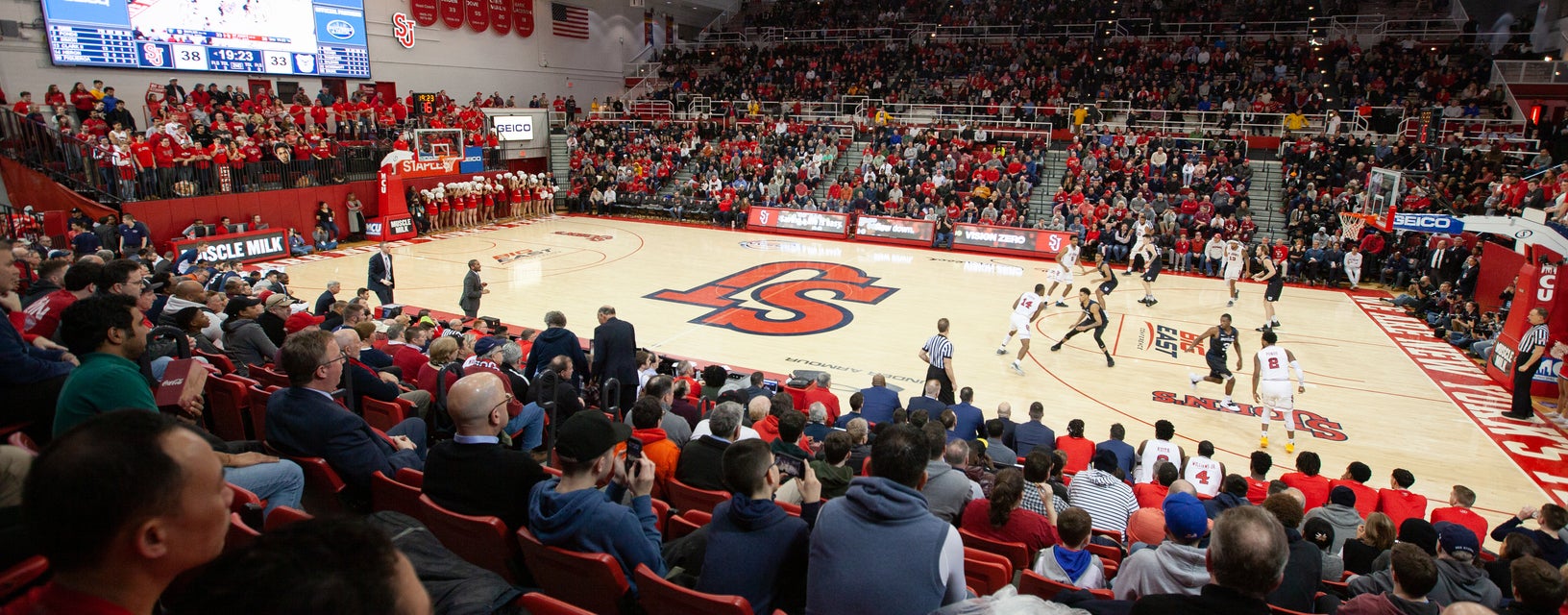 St. John's Basketball will be playing Quinnipiac Basketball at Carnesecca Arena in Jamaica