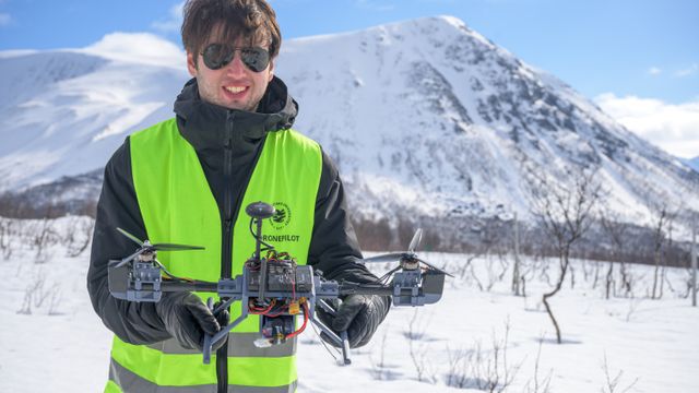 Her utdannes landes eneste droneingeniører