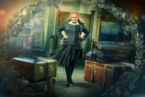 Bronwyn James Is Shenshen In Wicked Movie Wallpaper